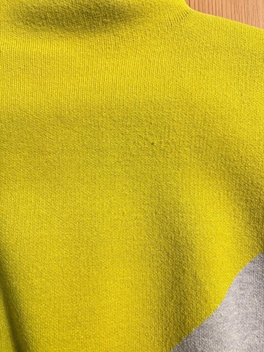Cynthia Rowley Chevron Mock Neck Knit Sweater Colour block Chartreuse & Grey L - Picture 7 of 10
